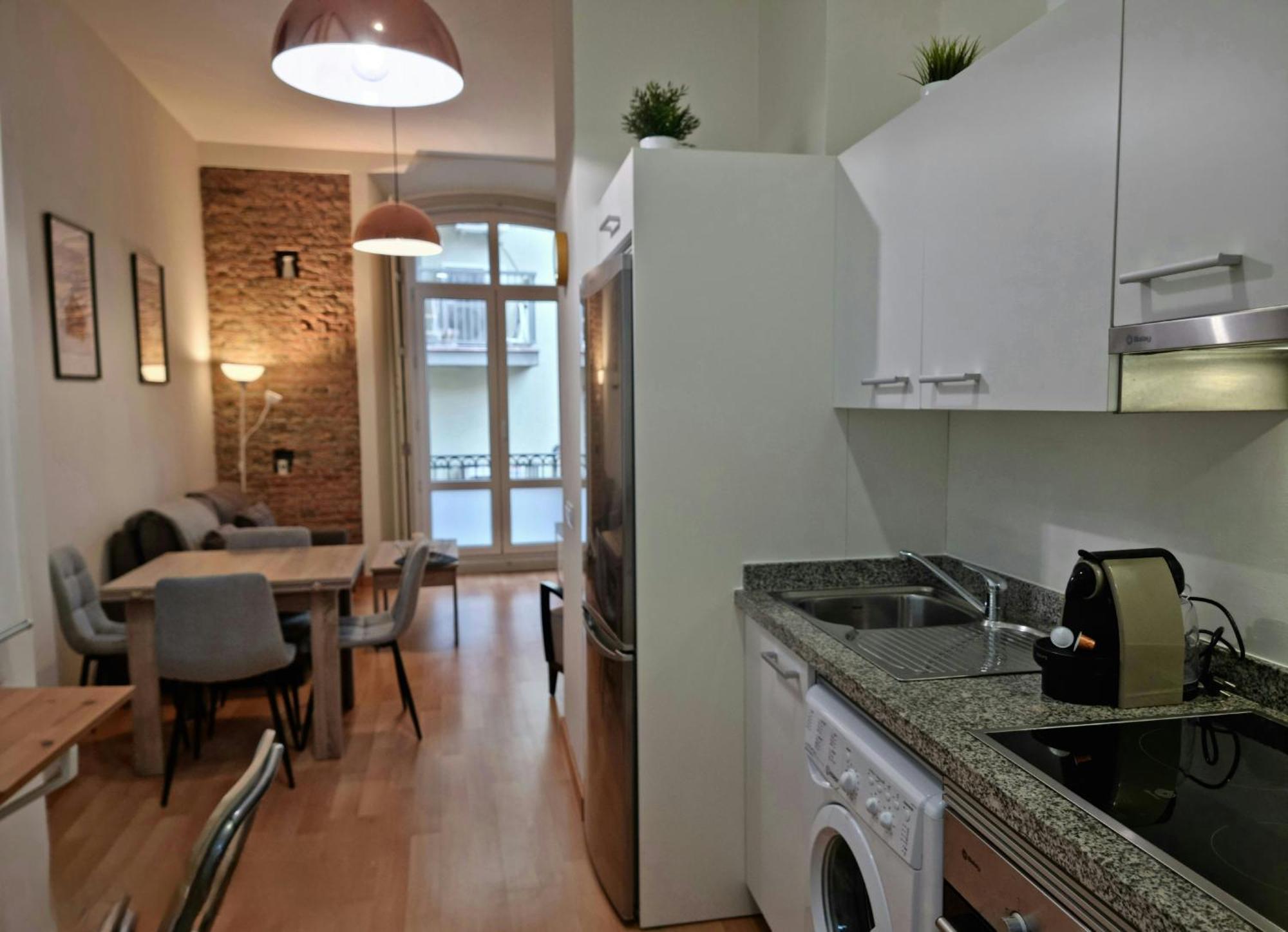 Rosa 2 Bedrooms In City Center Μάλαγα Εξωτερικό φωτογραφία